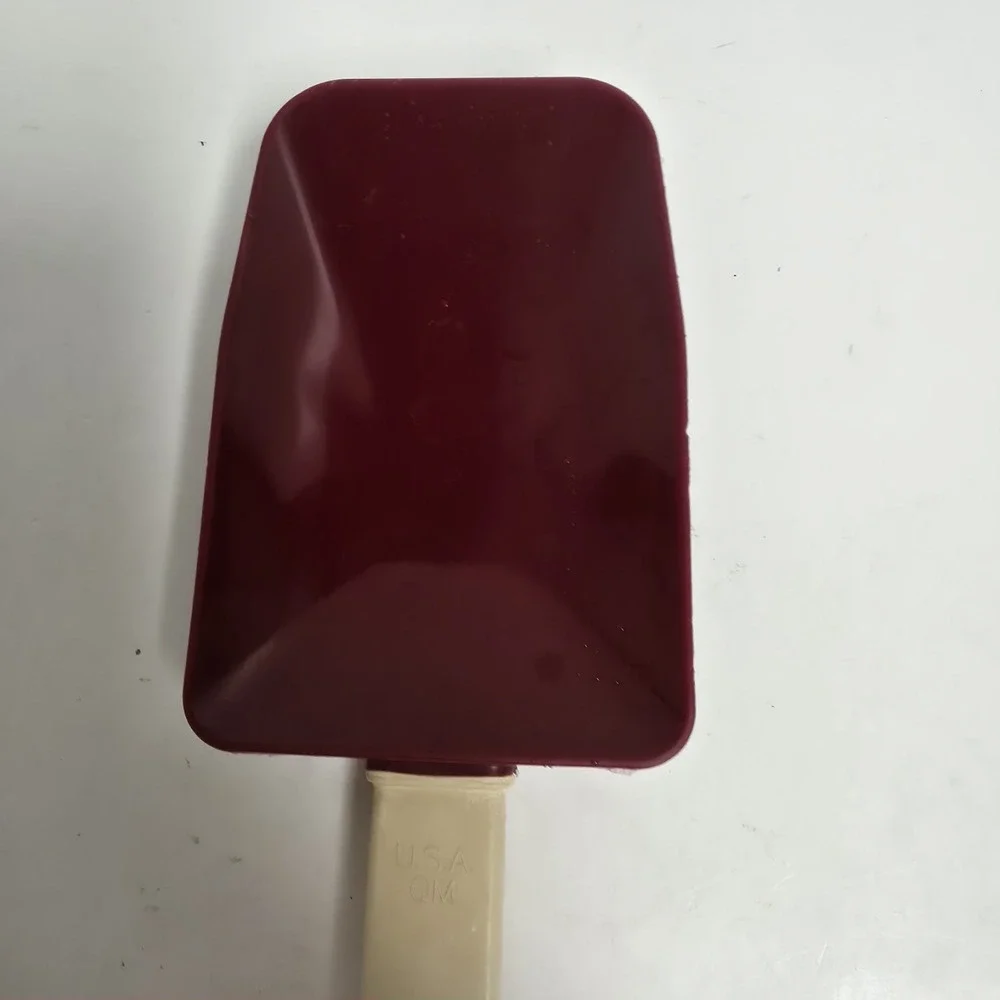 Vintage Pampered Chef Silicone Scraper Spatula Cranberry Red White Made in USA